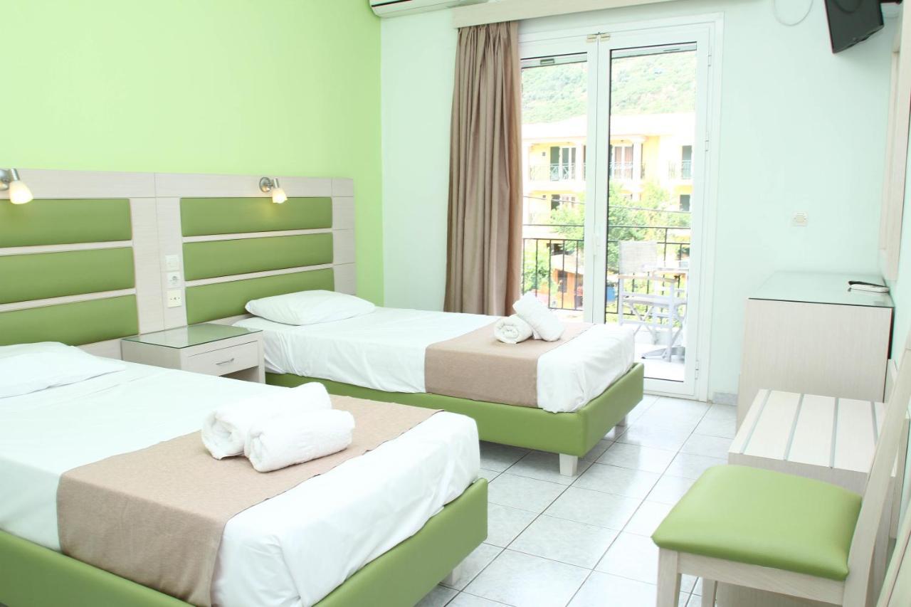 Surf Hotel วาซีลีกี ภายนอก รูปภาพ