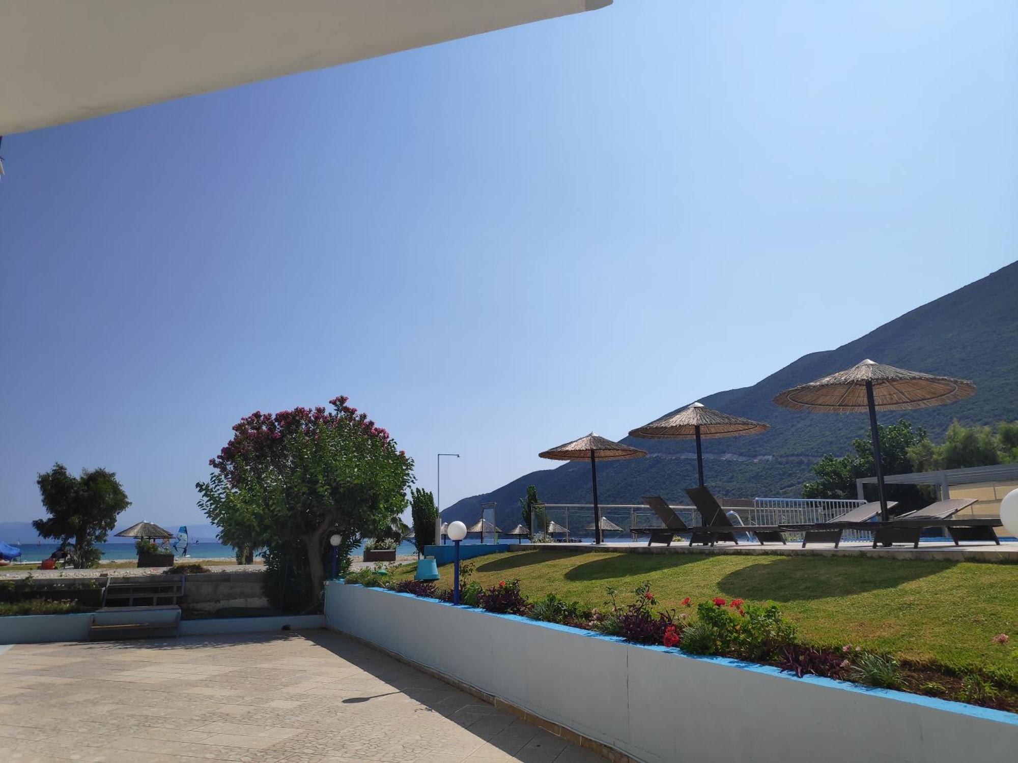 Surf Hotel วาซีลีกี ห้อง รูปภาพ
